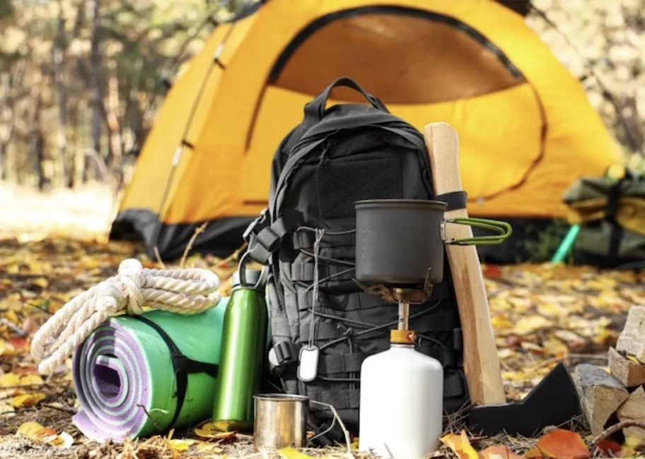 涼しい秋のキャンプ 夏のキャンプ 涼しいキャンプ 子ども体験 キャンプファイヤー 夜のキャンプファイヤー アウトドアライフキャンプ場　キャンプ　南丹市キャンプ　南丹キャンプ　日吉キャンプ　日吉ダームキャンプ　日吉ダム温泉　京都キャンプ　薪割り アウトドア体験 子供楽し　子供スタッフ　こどもスタッフ 子ども体験 川遊び ワークショップ